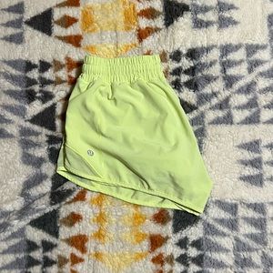 lr hotty hot shorts 2.5”